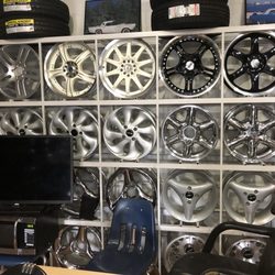 Monarcas Tires Auto Repairs